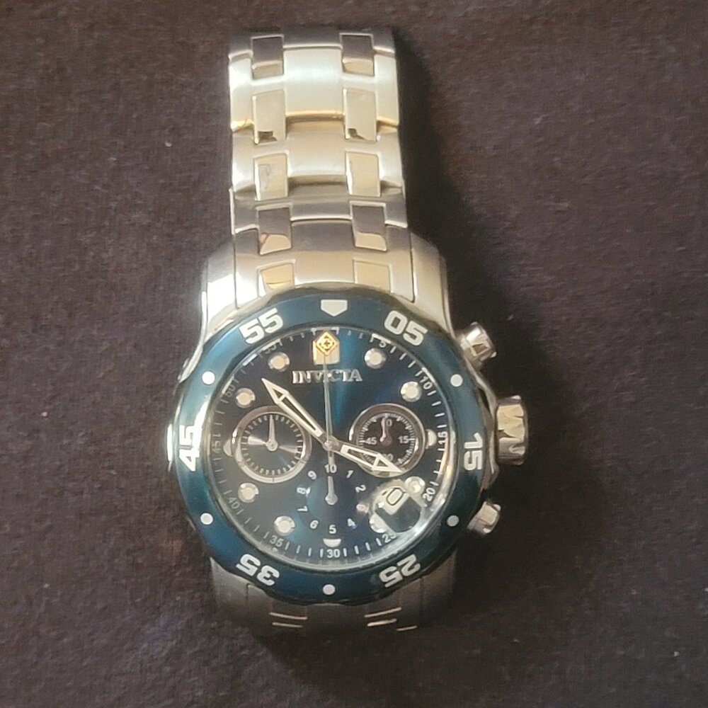 Invicta night glow